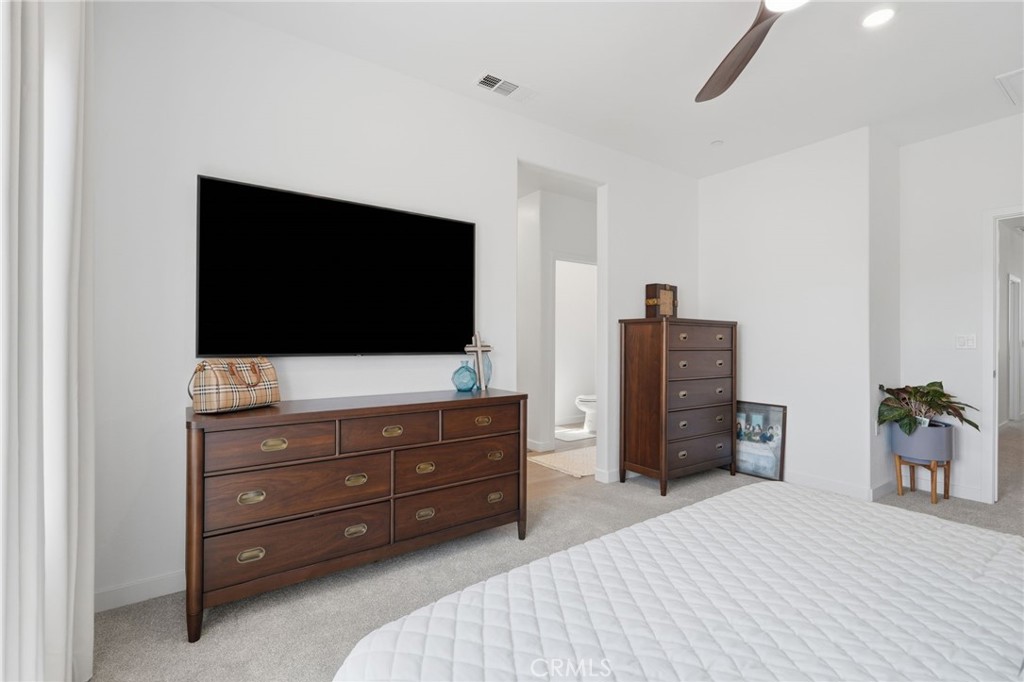 432 University Dr, Lemoore, CA 93245
