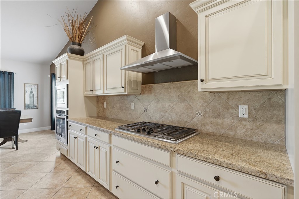 1162 Paradise Loop, Lemoore, CA 93245
