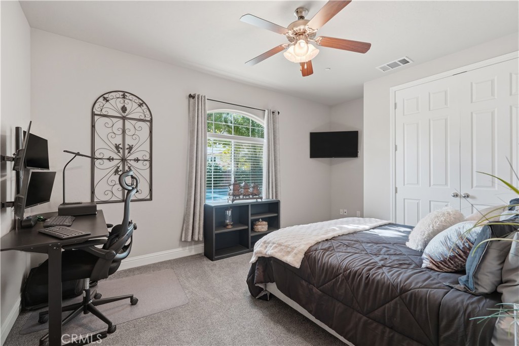 1162 Paradise Loop, Lemoore, CA 93245