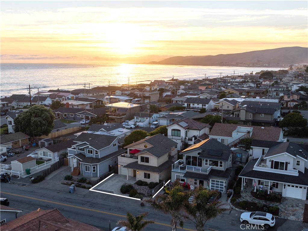 33 23rd St, Cayucos, CA 93430