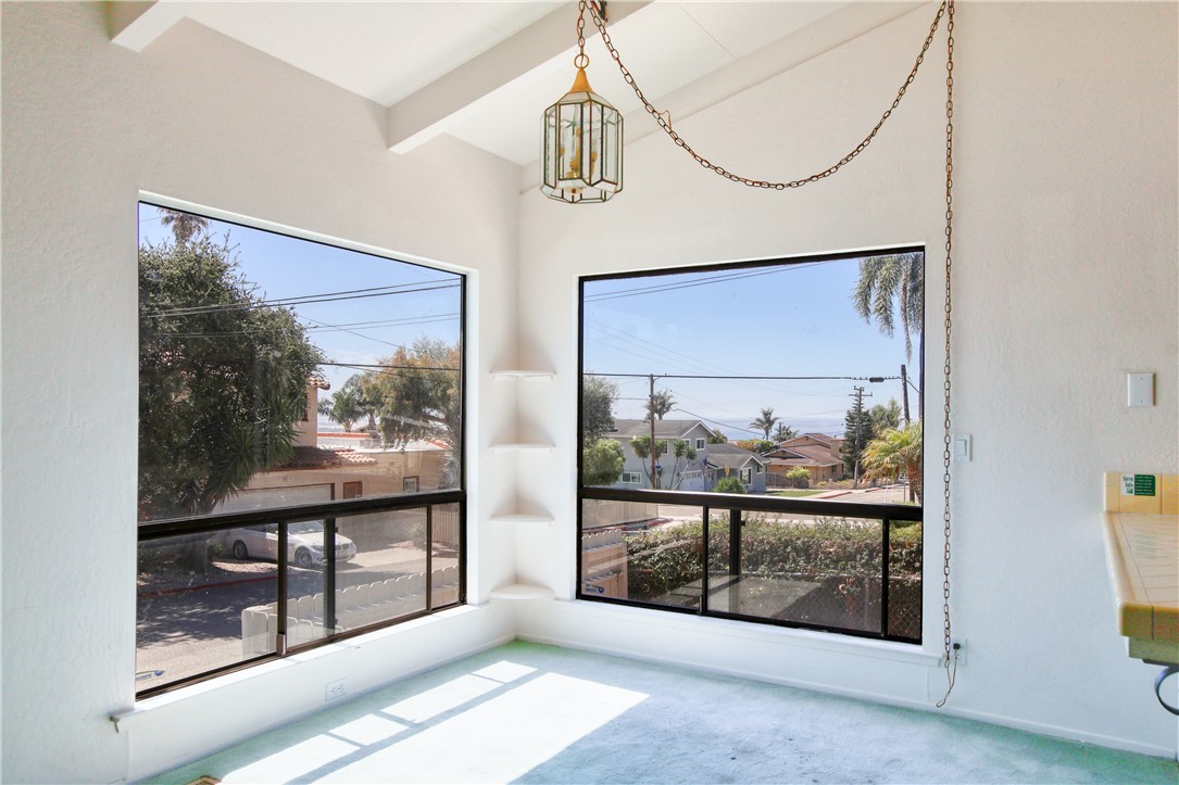 901 Visalia St, Pismo Beach, CA 93449