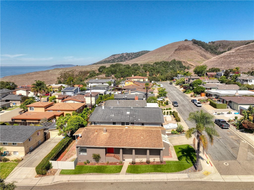 901 Visalia St, Pismo Beach, CA 93449
