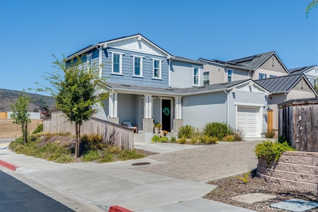 102 Earthwood, San Luis Obispo, CA 93401