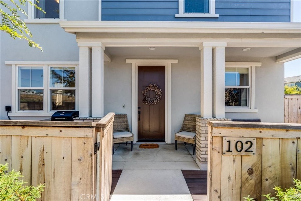 102 Earthwood, San Luis Obispo, CA 93401