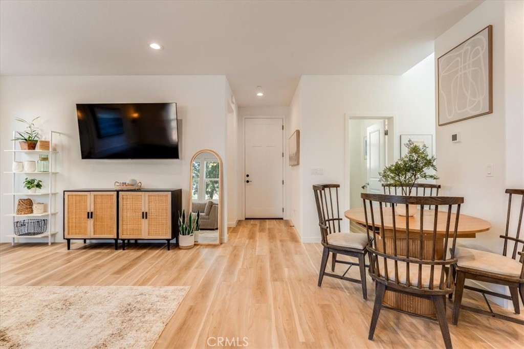 102 Earthwood, San Luis Obispo, CA 93401