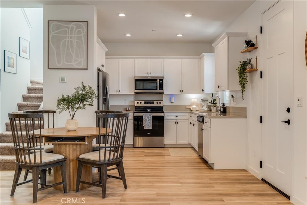 102 Earthwood, San Luis Obispo, CA 93401
