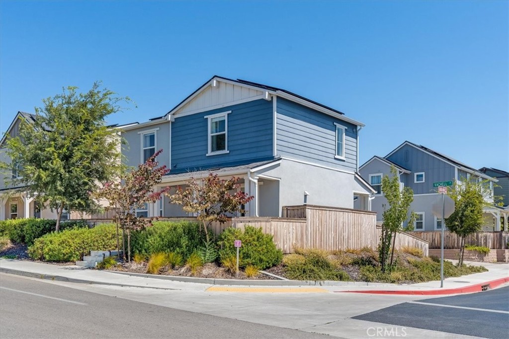 102 Earthwood, San Luis Obispo, CA 93401