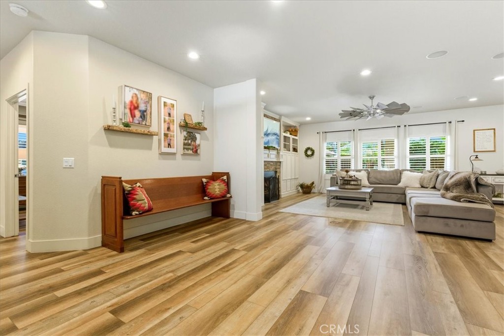 4623 W Grove, Visalia, CA 93291