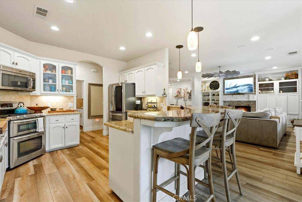 4623 W Grove, Visalia, CA 93291