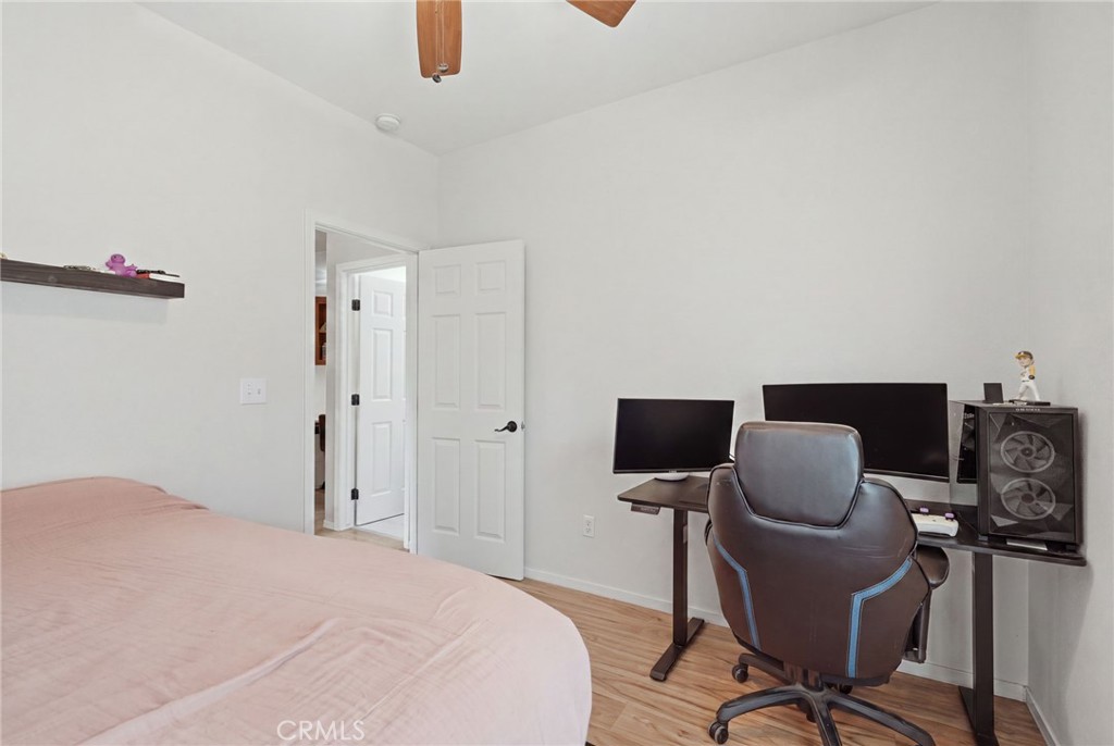 4225 W Ceres Ct, Visalia, CA 93291