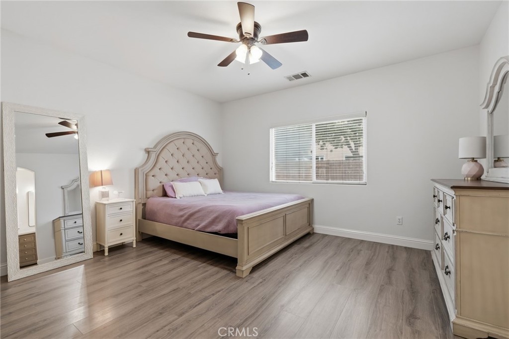 4225 W Ceres Ct, Visalia, CA 93291