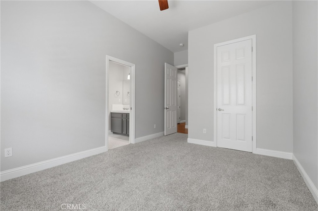 210 N Denton Ct, Visalia, CA 93291