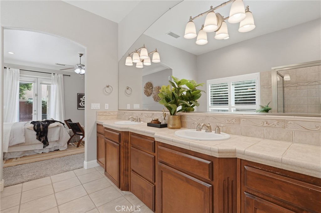 210 N Denton Ct, Visalia, CA 93291