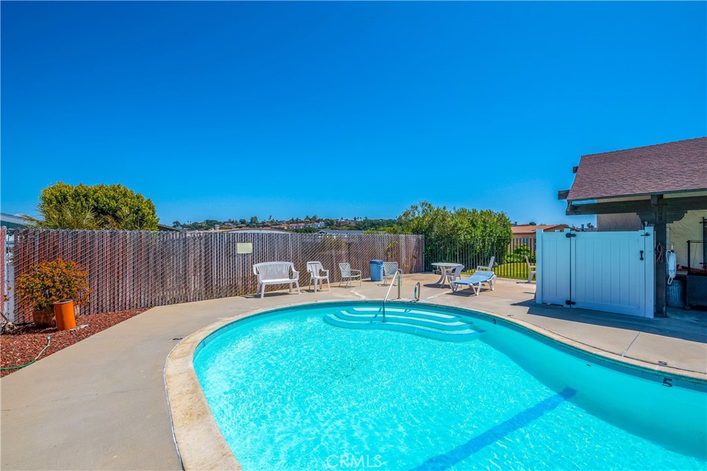 201 Five Cities Dr, Pismo Beach, CA 93449