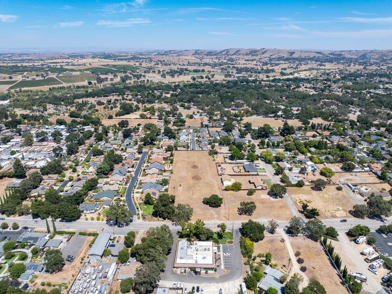1375 El Camino Real, Atascadero, CA 93422