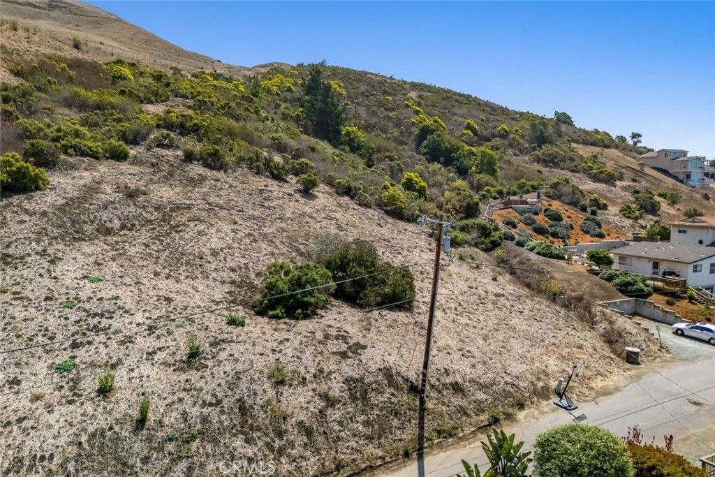 414 Hacienda Dr, Cayucos, CA 93430