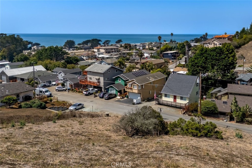 414 Hacienda Dr, Cayucos, CA 93430