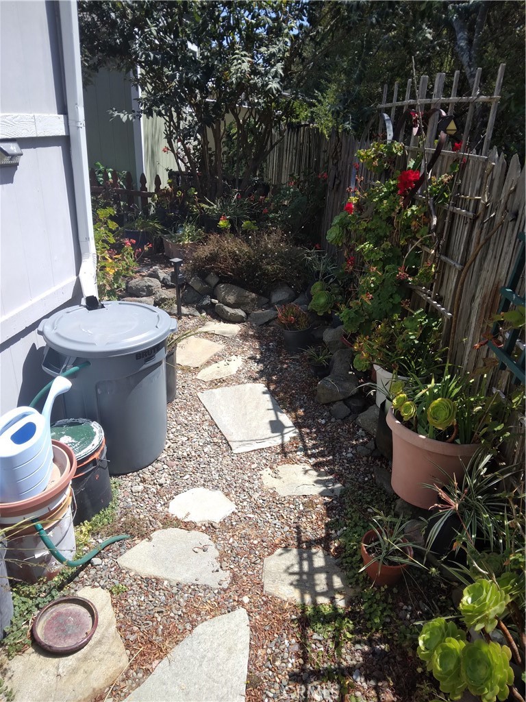 1226 Main #30, Cambria, CA 93428