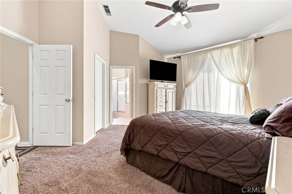1601 N Eaton, Dinuba, CA 93618