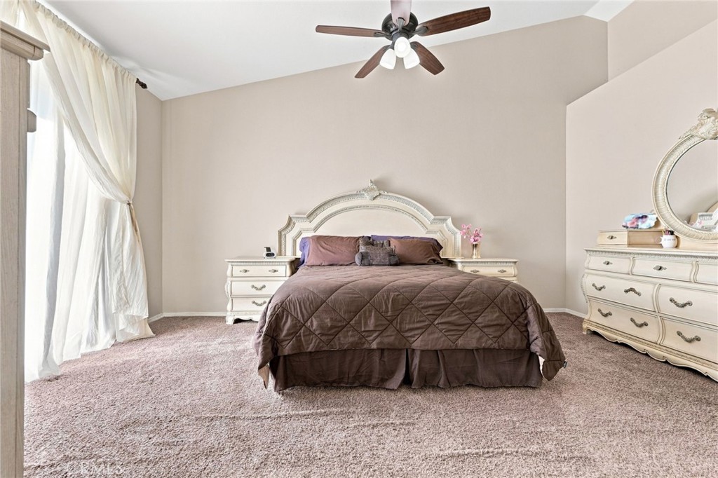 1601 N Eaton, Dinuba, CA 93618