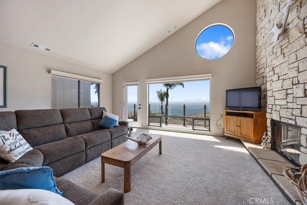 1174 Longview Ave, Pismo Beach, CA 93449