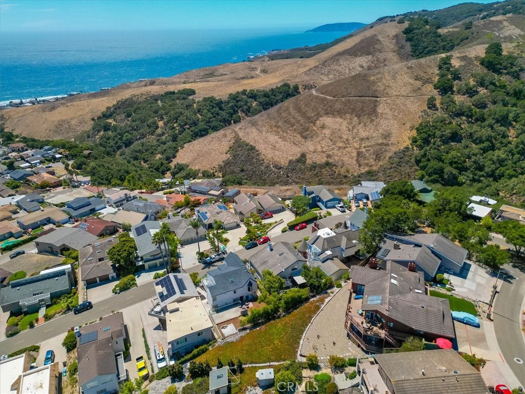1174 Longview Ave, Pismo Beach, CA 93449