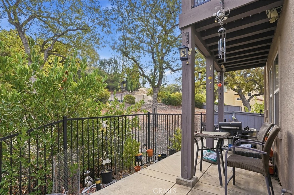 9465 Casa Bella Ct, Atascadero, CA 93422