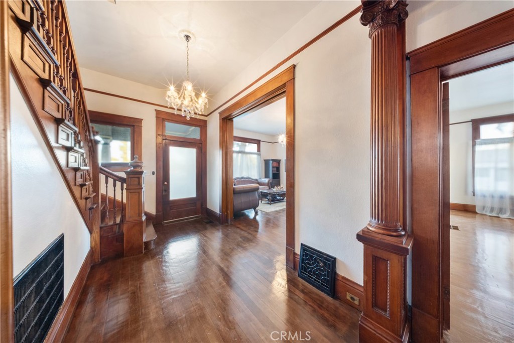 700 N Irwin, Hanford, CA 93230