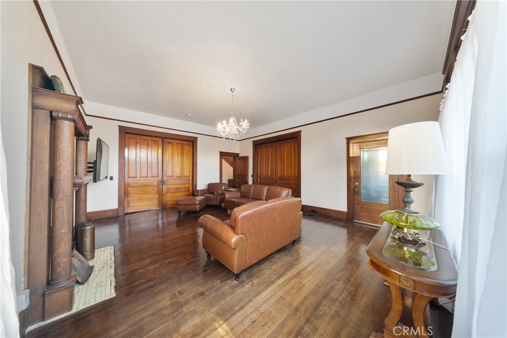 700 N Irwin, Hanford, CA 93230