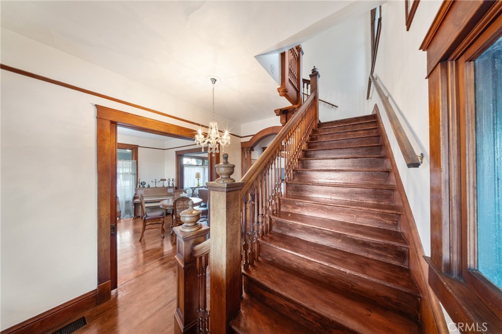700 N Irwin, Hanford, CA 93230