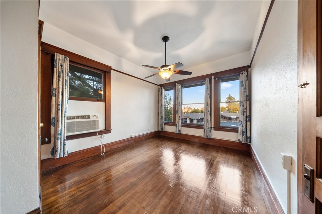 700 N Irwin, Hanford, CA 93230