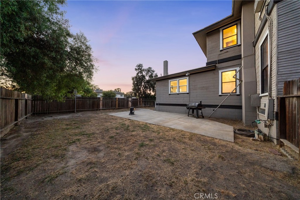 700 N Irwin, Hanford, CA 93230