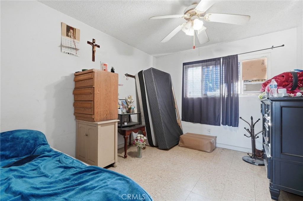 16420 Hudson, Tulare, CA 93274