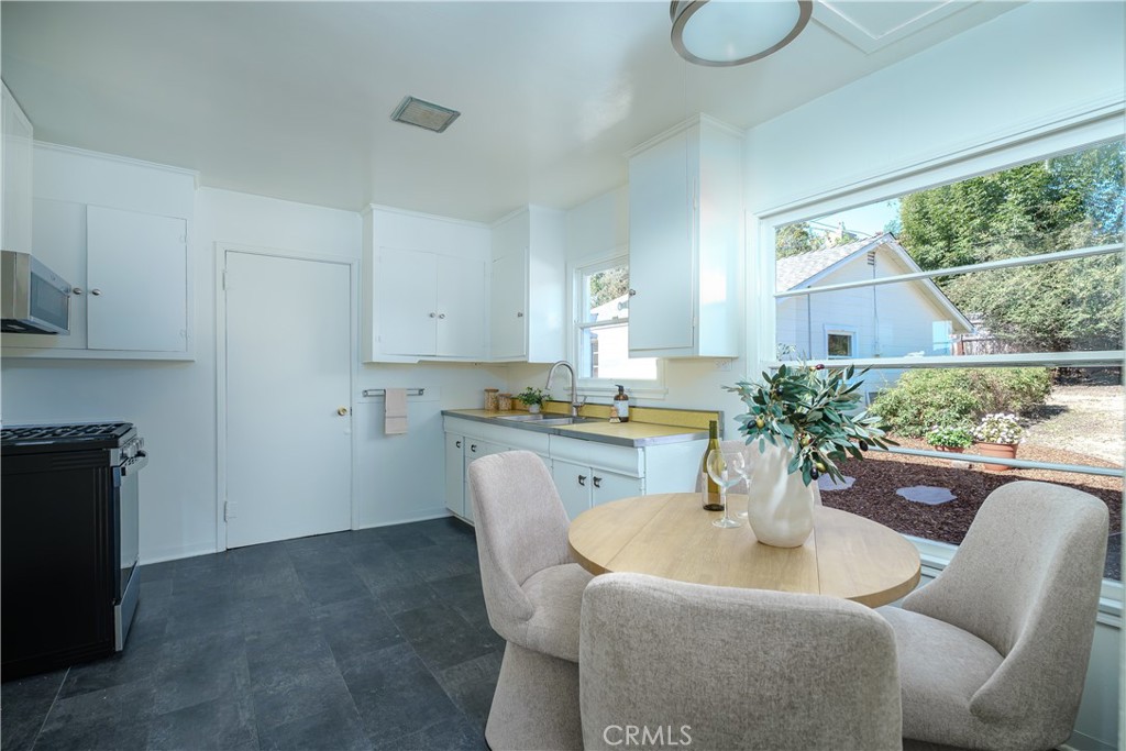 1560 Phillips Lane, San Luis Obispo, CA 93401