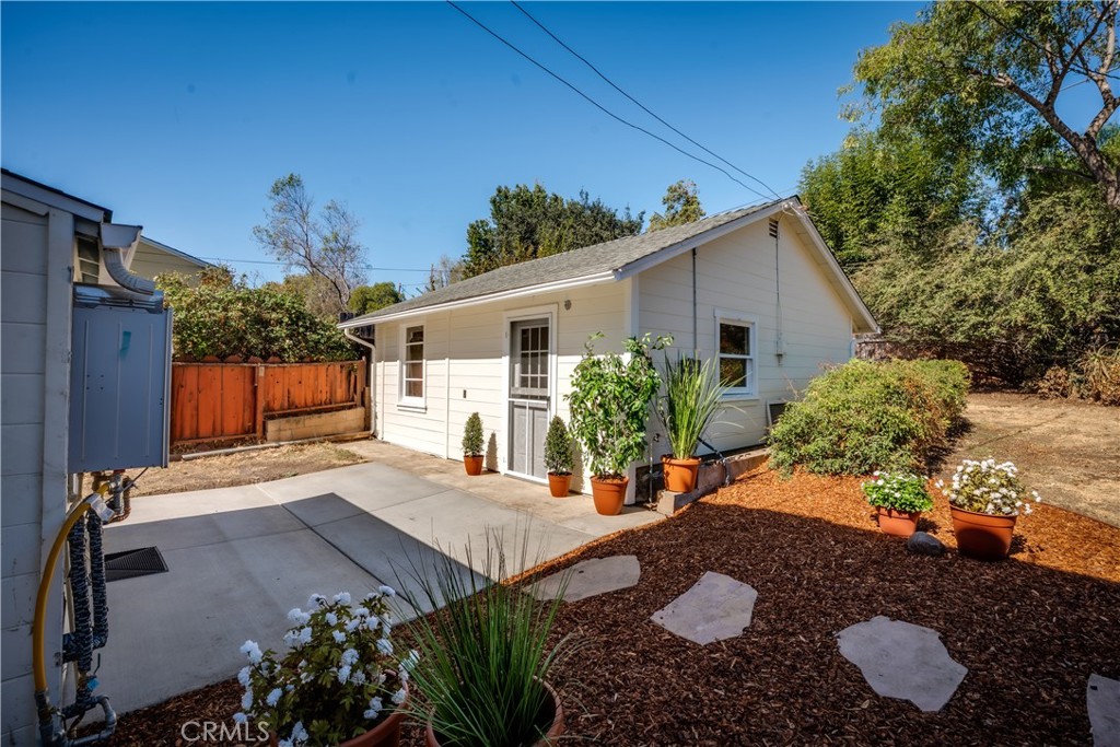 1560 Phillips Lane, San Luis Obispo, CA 93401