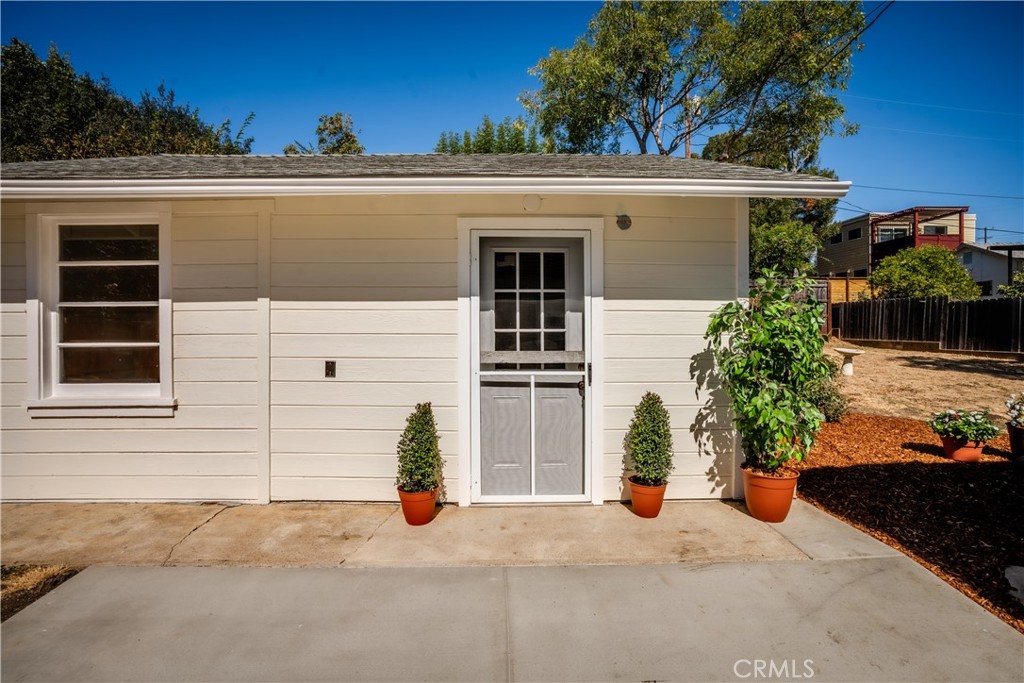 1560 Phillips Lane, San Luis Obispo, CA 93401