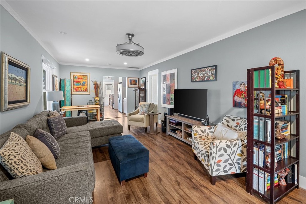 2032 Olive St, Paso Robles, CA 93446