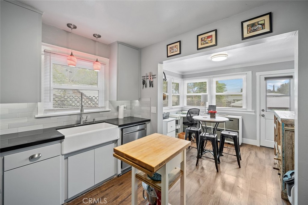 2032 Olive St, Paso Robles, CA 93446