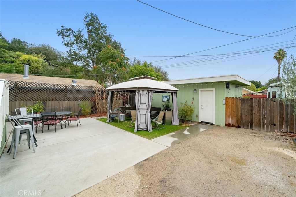 2032 Olive St, Paso Robles, CA 93446