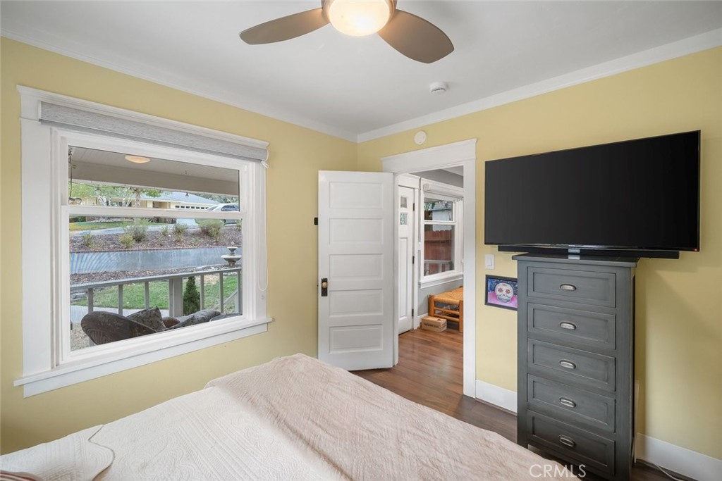 2032 Olive St, Paso Robles, CA 93446