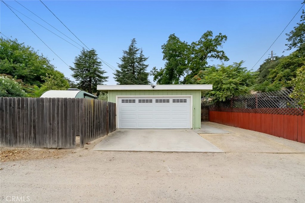 2032 Olive St, Paso Robles, CA 93446