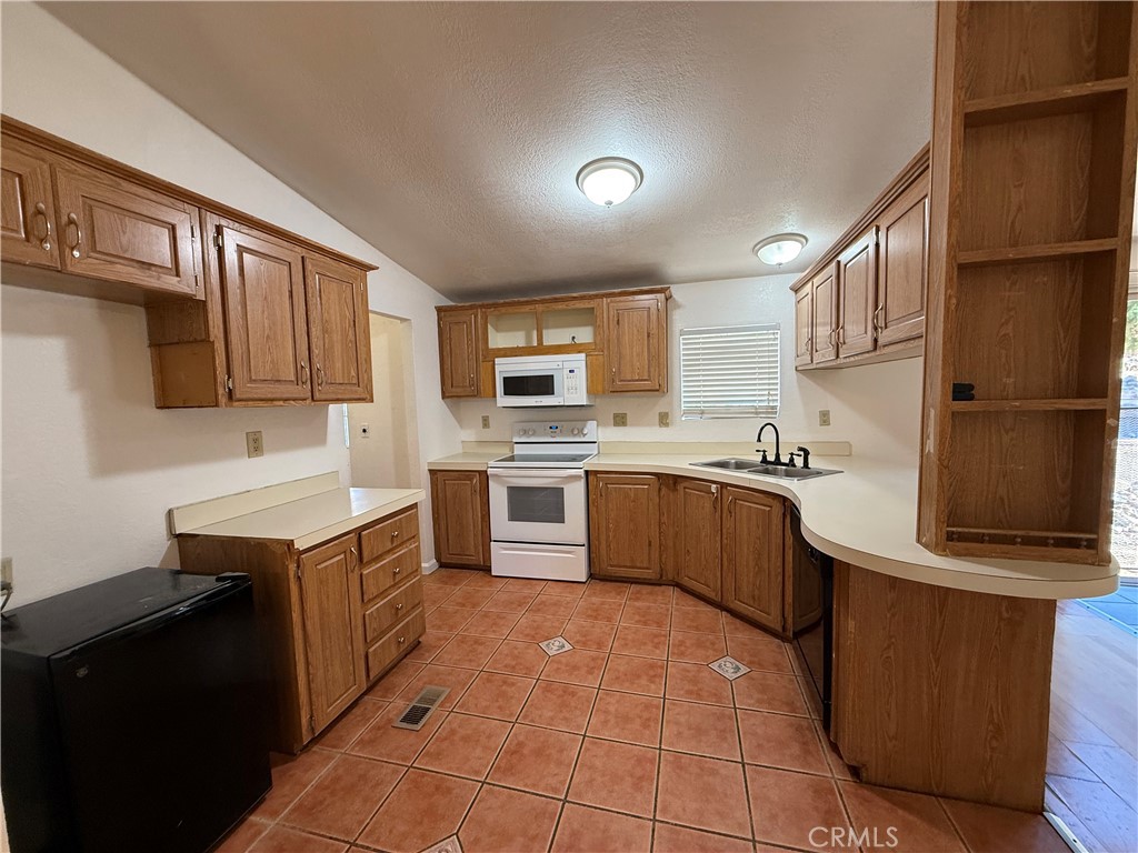 4195 Hackney Way, Paso Robles, CA 93446