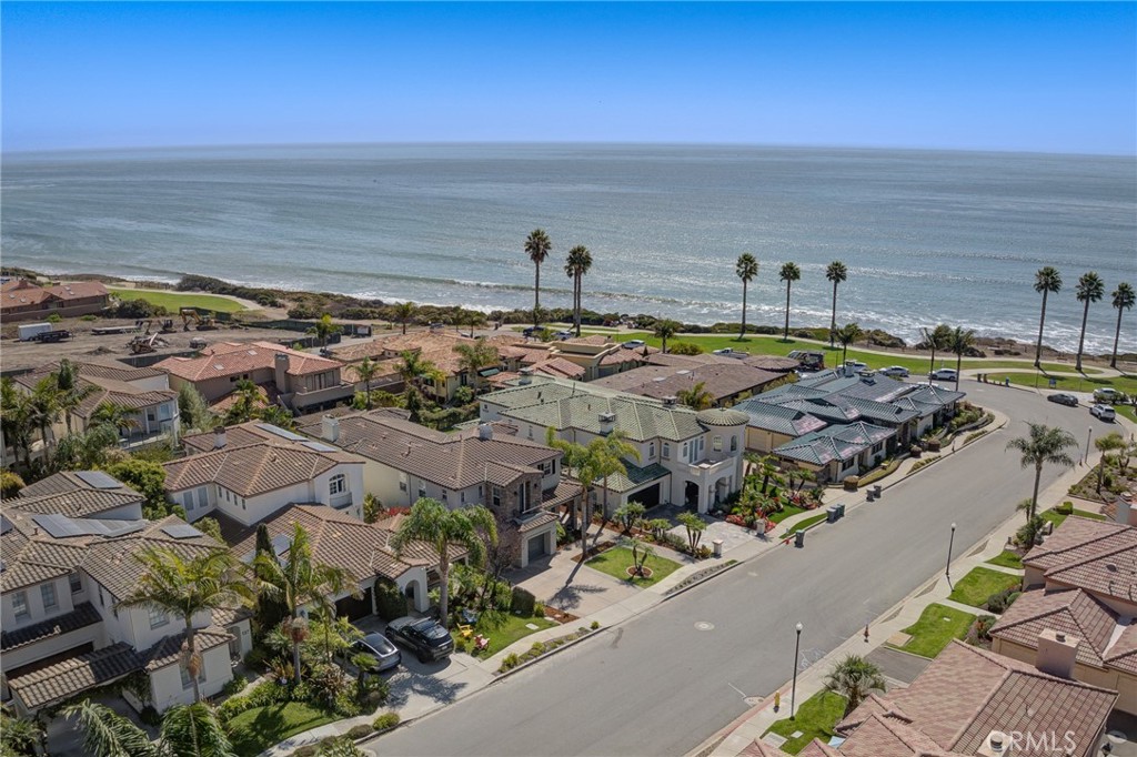 147 Beachcomber Dr, Pismo Beach, CA 93449