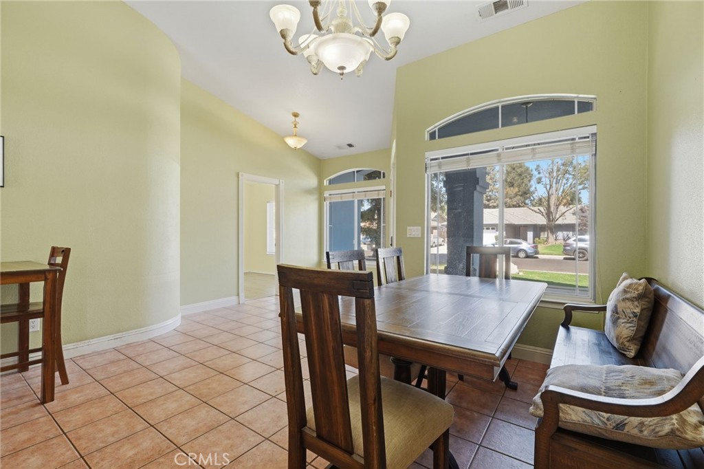 4029 E Meadow, Visalia, CA 93292