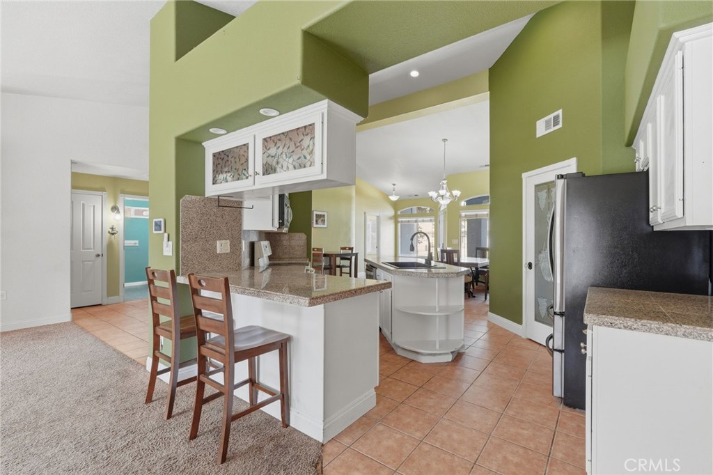 4029 E Meadow, Visalia, CA 93292