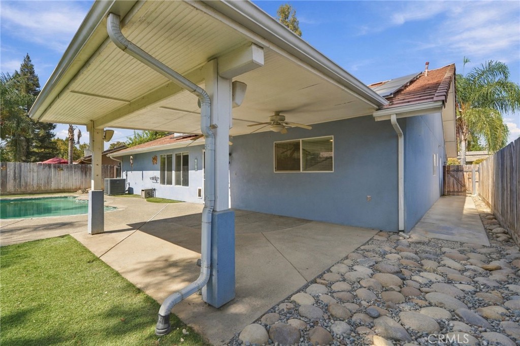 4029 E Meadow, Visalia, CA 93292