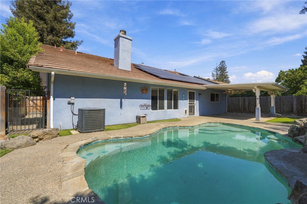 4029 E Meadow, Visalia, CA 93292