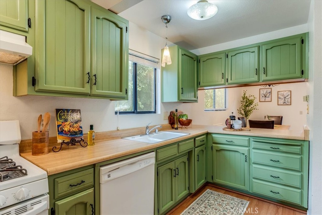 9290 El Bordo, Atascadero, CA 93422