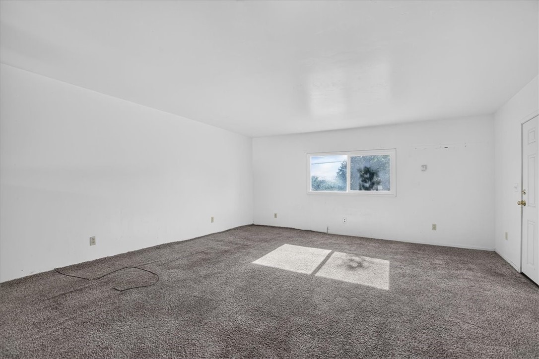 5765 Dolores Ave, Atascadero, CA 93422