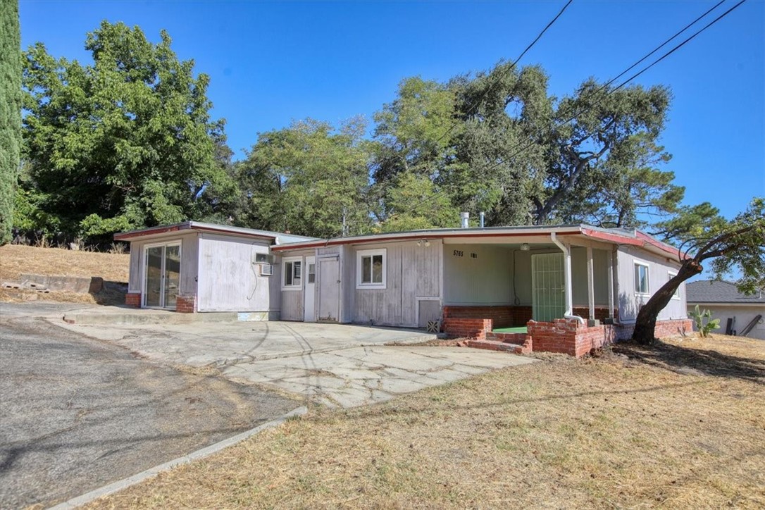 5765 Dolores Ave, Atascadero, CA 93422